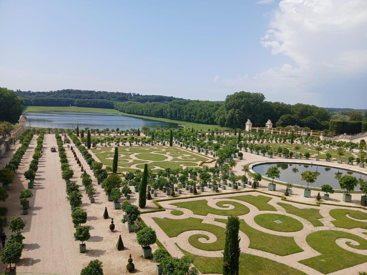 Studette Remilly A Versailles Eksteriør billede